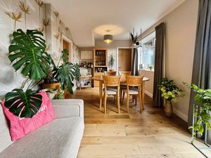 Photo 17- click for photo gallery